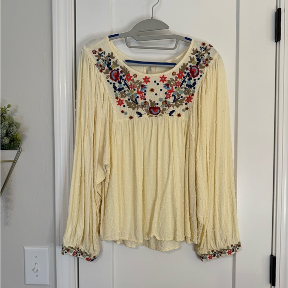 Solitaire Tops - Solitaire Boho Long Sleeve Embroidered Baby Doll Top